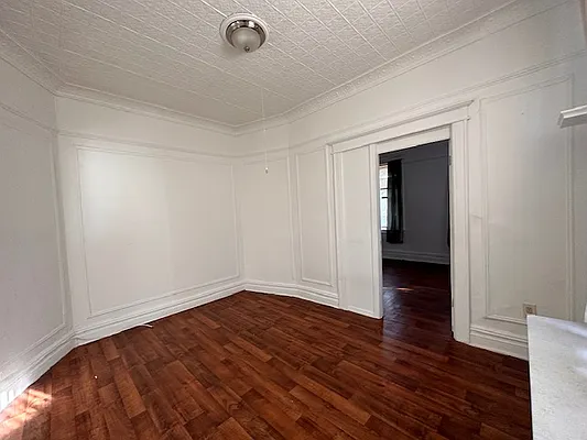 Rented by Azure Realty NY LLC | media 7