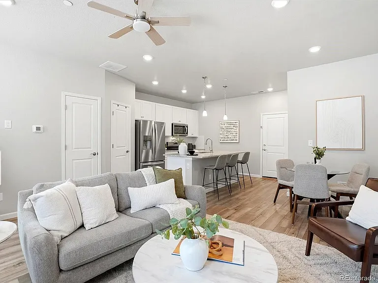 463 Millwall Cir — Photo 11