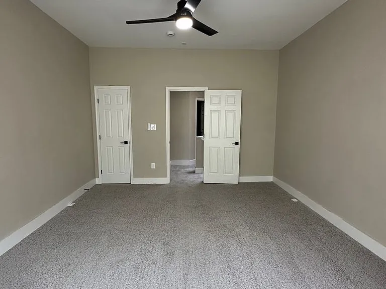 2744 Mosher St — Photo 10