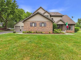 241 N Plum St, Clinton, IN 47842