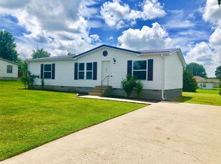 2117 Foxwood Ct, Lebanon, MO 65536