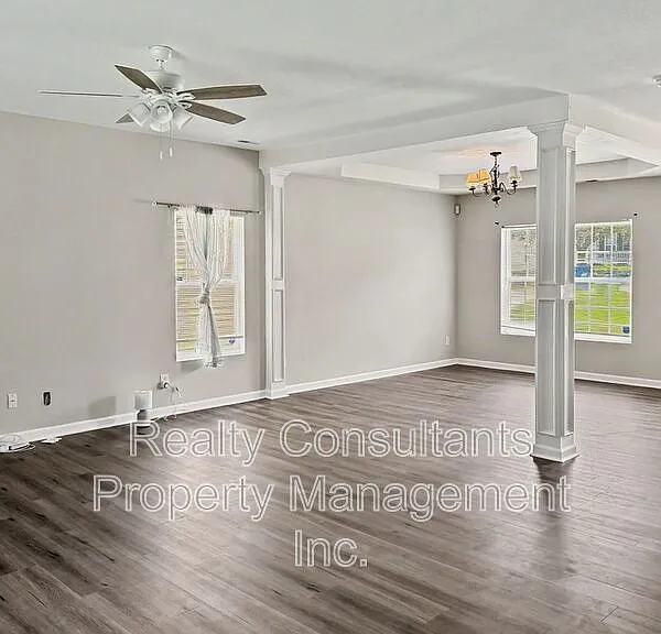 2717 Forest Grove Ct — Photo 12