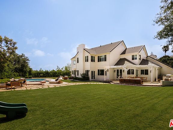 2nd image of 24049 Chestnut Way
