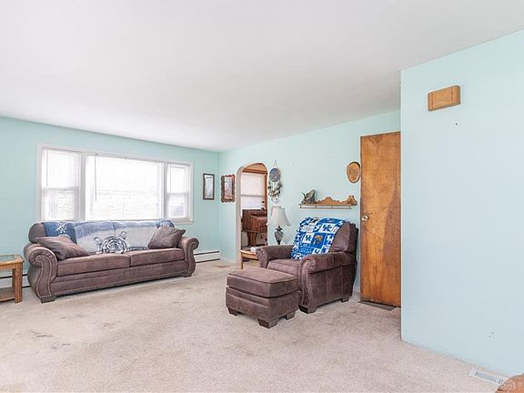 5th image of 6011 Jackson Rd