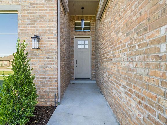 5th image of 10493 S 218th East Ave