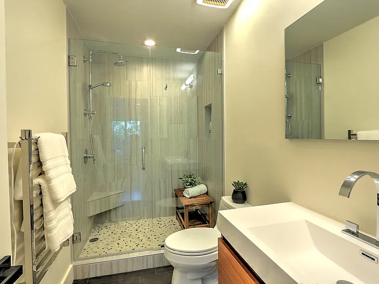 70 Paddleboat Ln #404C — Photo 25