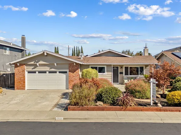 6933 Cedar Ln, Dublin, CA 94568