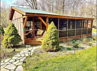 7650 Warren Woods Rd #B36, Three Oaks, MI 49128