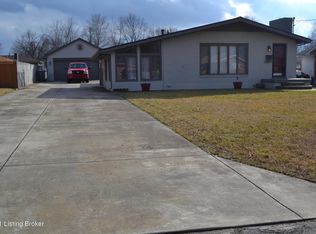 5402 Senator Ln, Louisville, KY 40219