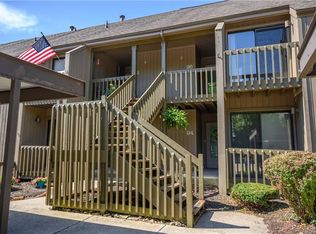 92 Lookout Ridge Dr, Columbus, IN 47201