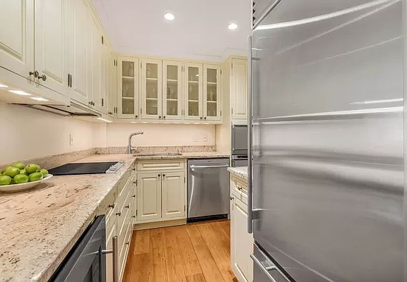4th image of 475 Park Ave APT 12C