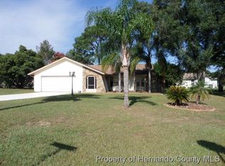 9233 Geneva St, Spring Hill, FL 34608