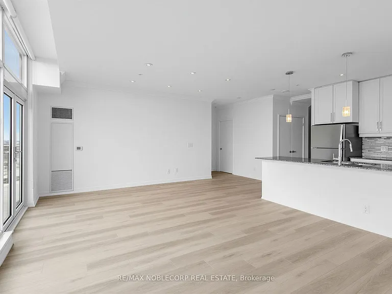 840 Queens Plate Dr #1705 — Photo 14