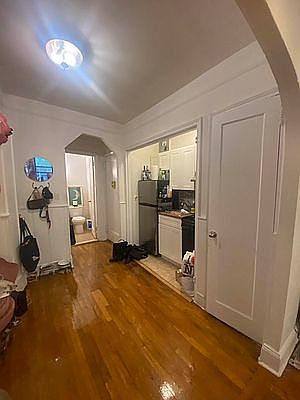 5th image of 213 W 18th St APT 3C