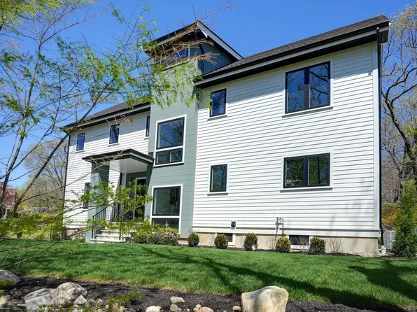 147 Ridge St, Arlington, MA 02474