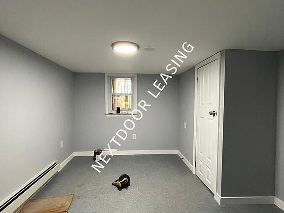 2nd image of 8 Saint Pauls Ave #B2m