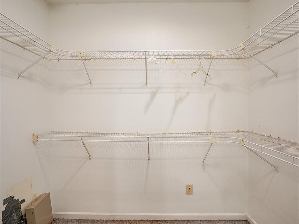26085 Superior Rd, photo 19