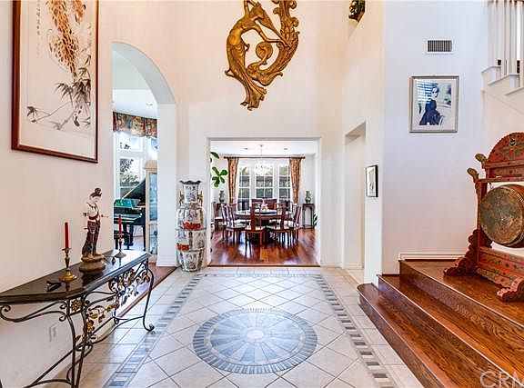 5th image of 1611 Castle Rock Ct