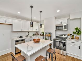 10 Grant Rd, Dorchester, MA 02121