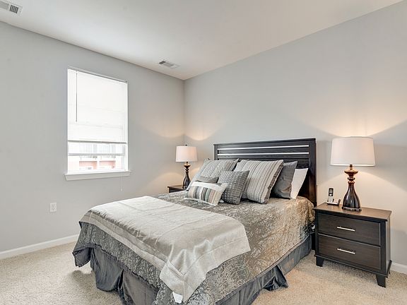 2nd image of 5210 3rd St NE #2-202