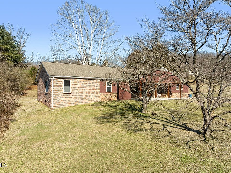 34th image of 2616 Volunteer Pkwy