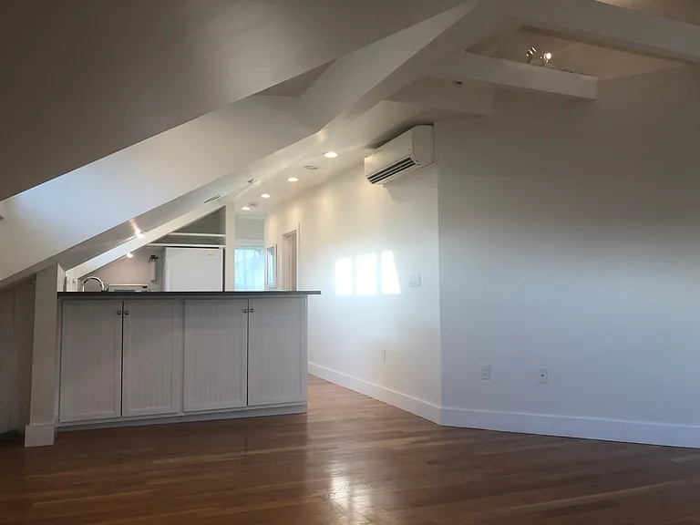 69 Doyle Ave #3 — Photo 9