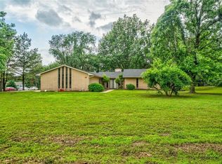 22 Fairview Ln, Shawnee, OK 74804