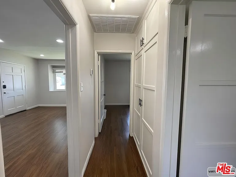 2535 W 144th St — Photo 10