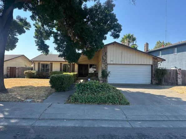 2322 Chapel Hill Cir, Stockton, CA 95209
