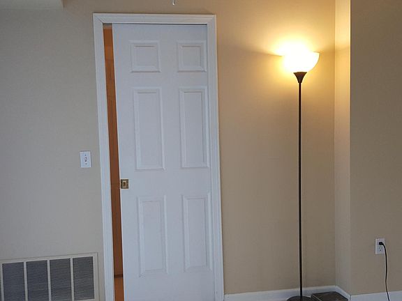 3rd image of 19556 Spagnuolo Ln