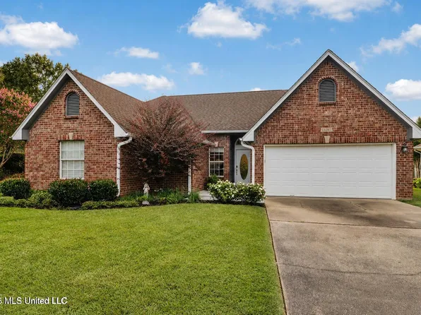 15385 Lakeview Ct, Gulfport, MS 39503