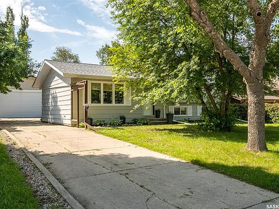 2nd image of 3075 Sherman DRIVE