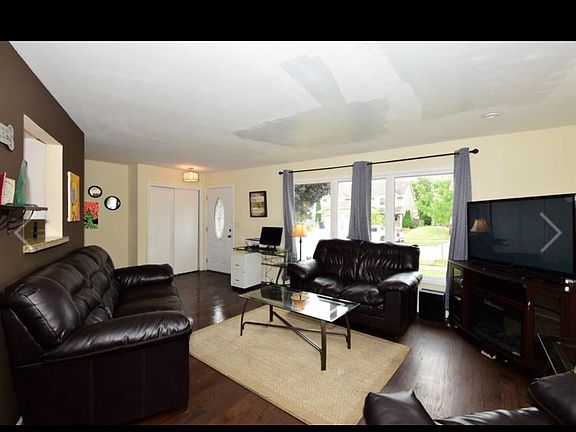 2nd image of 2508 W Leroy Ave
