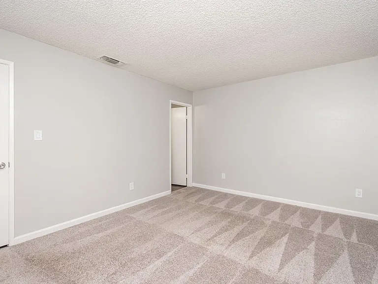Fulton Woods — Photo 113