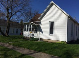 303 N Pike St, Oakland, IL
