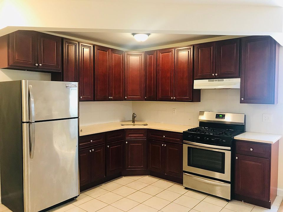 1st image of 3845 Bronxwood Ave #2R