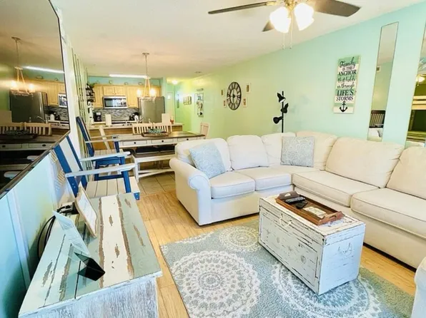 1509 N Waccamaw Dr Unit 208, Murrells Inlet, SC 29576