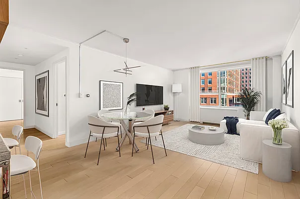 Sold by R New York | media 15