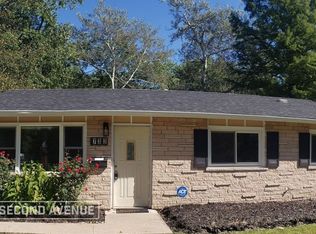 733 Union Dr, University Park, IL