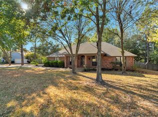 26 E 29th Cir, Fayetteville, AR 72701