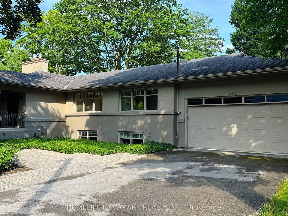 1st image of 2062 Glenforest Cres