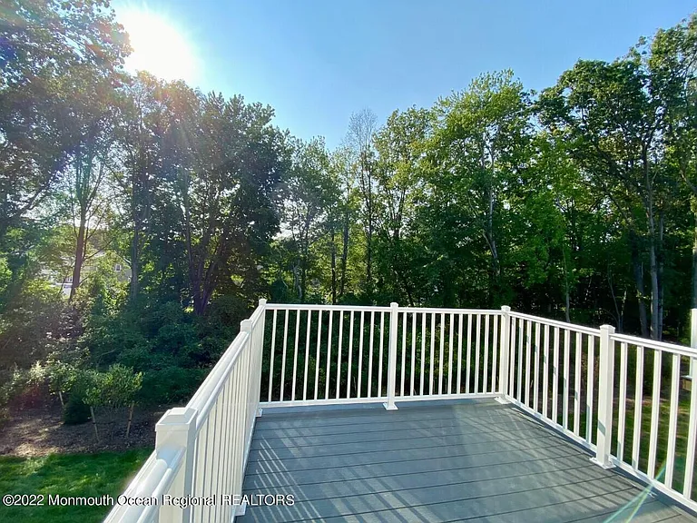 102 Arose Ln — Photo 18