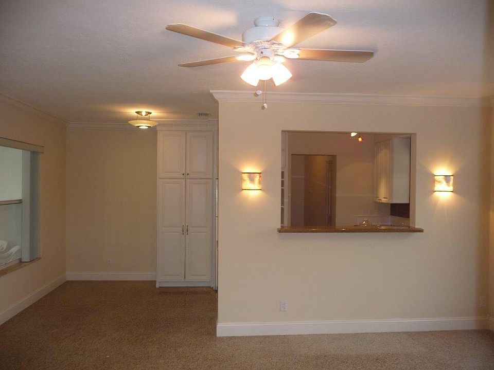 1st image of 311 SE 36th Ave