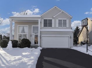 518 Ridge Dr, Elburn, IL 60119