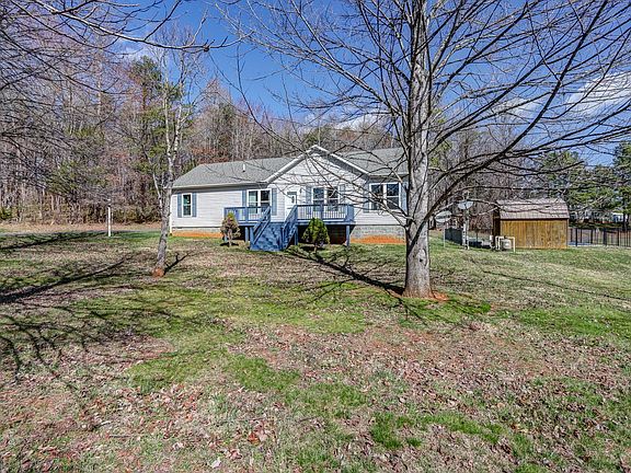 3rd image of 1230 Spencer Rd