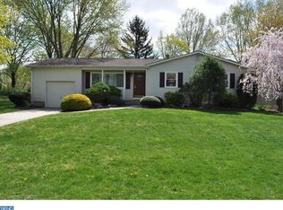 21 Elm Dr, East Windsor, NJ 08520