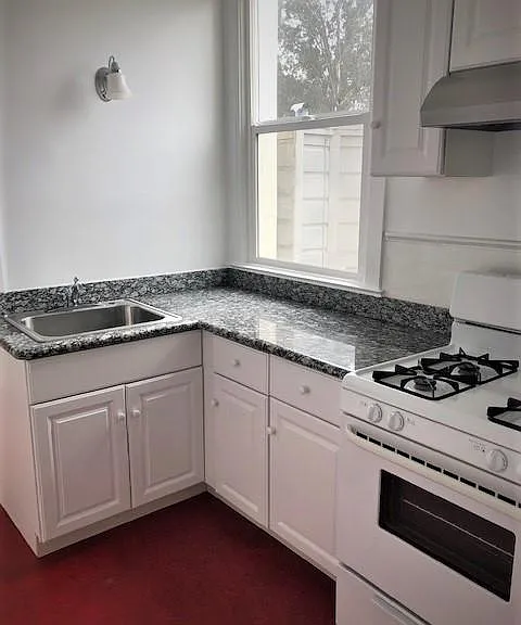 251 Ashbury St #12 — Photo 16