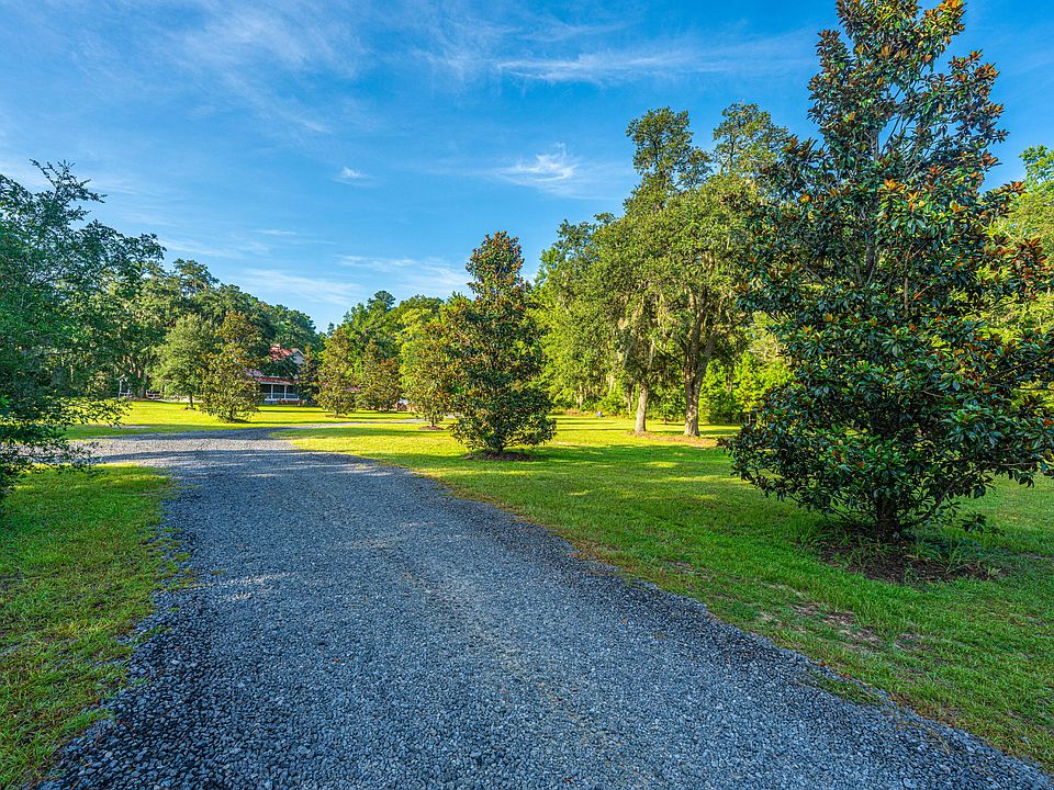 82nd image of this home