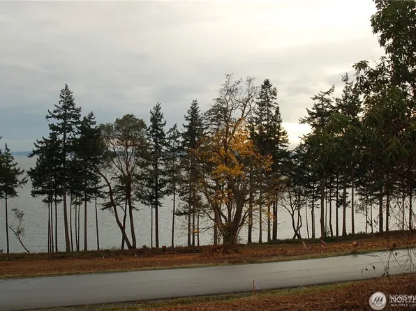 1445 Sergios View Lane, Oak Harbor, WA 98277