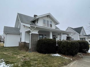 406 S Chicago St, Royal Center, IN 46978